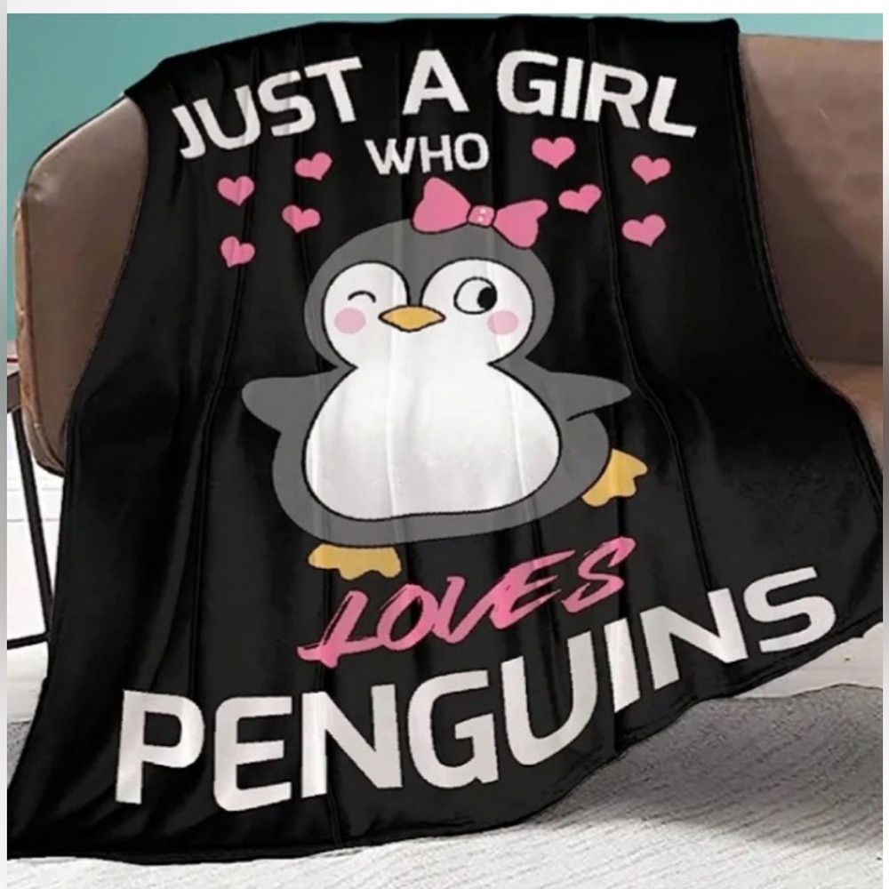 Penguin Cozy Blanket Throw NEW